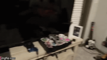 4bihwt.gif