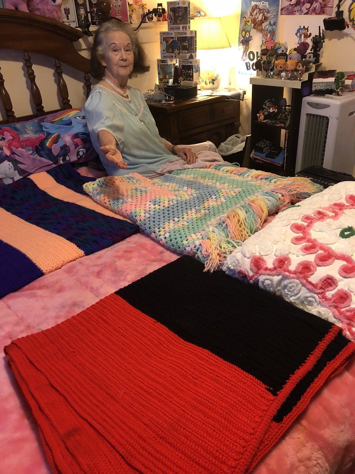 blankets-2-jpg.525911