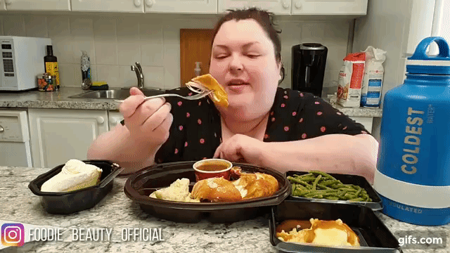 chantalswisschaletchickenbitegif2.gif