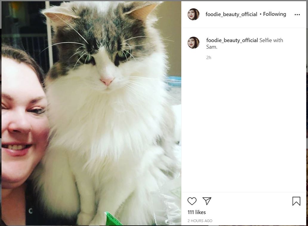 fbinsta2.JPG